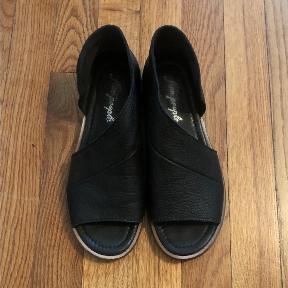 NWOT Free People Mont Blanc Sandals in Black - Picture 2 of 6